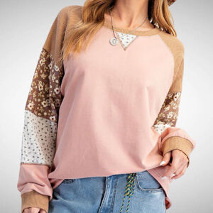 Easel Women's Waffle Floral Terry Knit Top in Rose Pink Size S